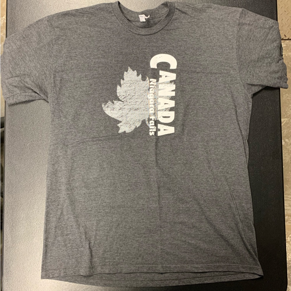 Niagara Falls T Shirt  Size XL